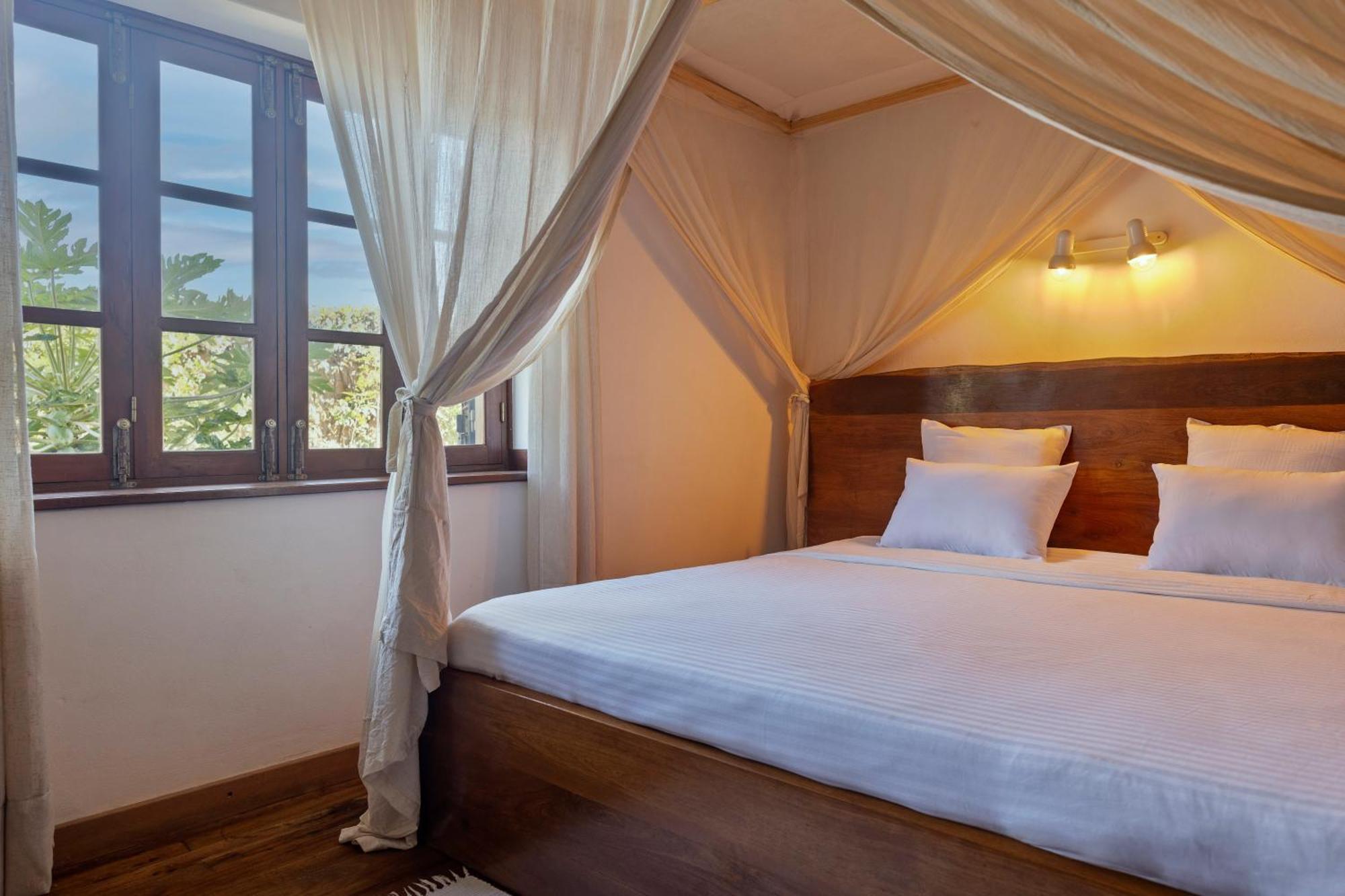 פיאנרנטסואה Manga Blue'S Guest House מראה חיצוני תמונה